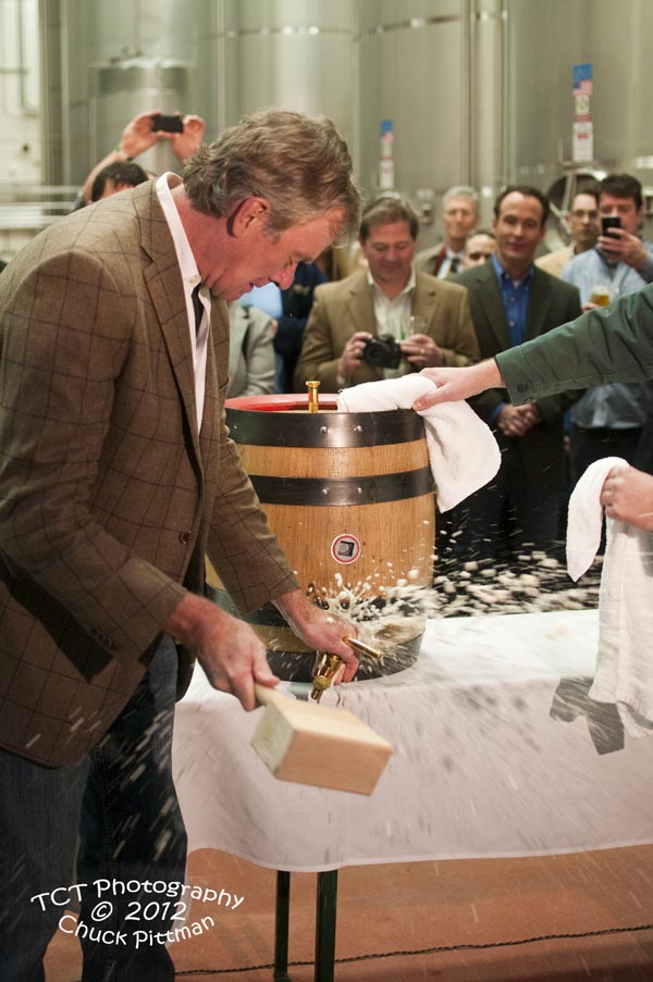 St. Paul Mayor Chris Coleman Taps a Summit Keg